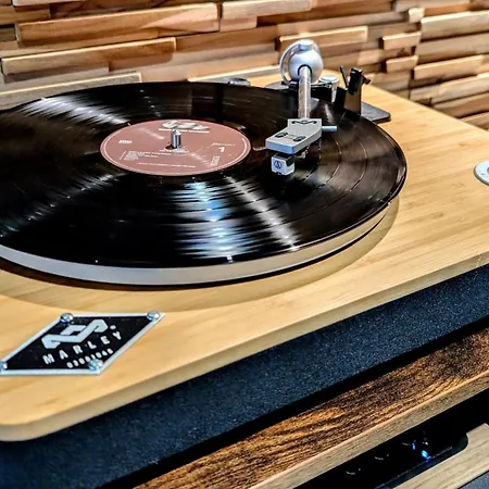 Le Toit - Escapade Romantique Et Wellness * ティユー